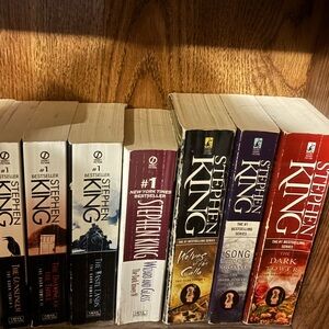 Stephen King Book Collection - Multicolor Set
